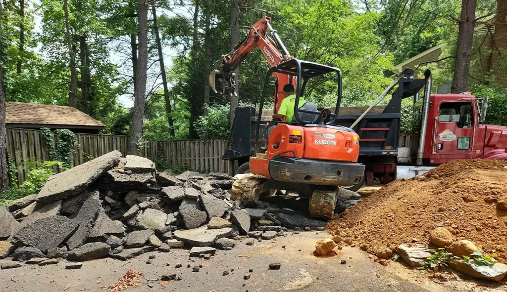 Demolition Company and Contractor in %customfield(geo-page-location)%, %customfield(town_state_abbreviation)%%customfield(state_abbreviation)% We provide demolition services in %customfield(geo-page-location)%, %customfield(town_state_abbreviation)%%customfield(state_abbreviation)%. We specialize in exterior and interior demolition for commercial and residential properties.