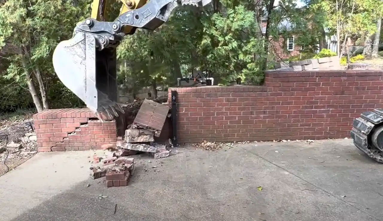 We provide exterior and interior demolition services for homes and businesses throughout Maryland, including Burtonsville.