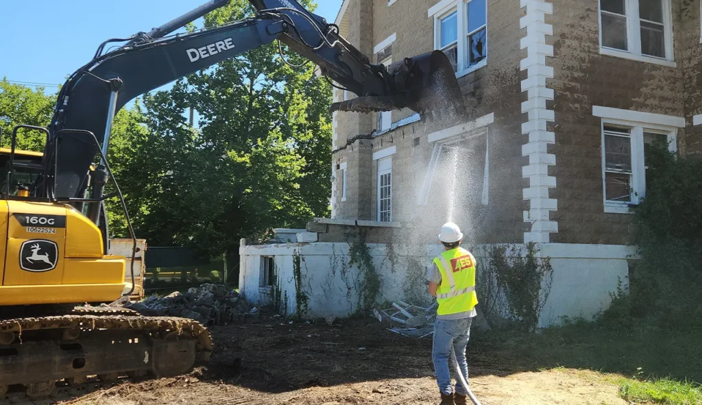 Demolition Company and Contractor in %customfield(geo-page-location)%, %customfield(town_state_abbreviation)%%customfield(state_abbreviation)% We offer demolition services for homes and businesses all over Accomac, Virginia