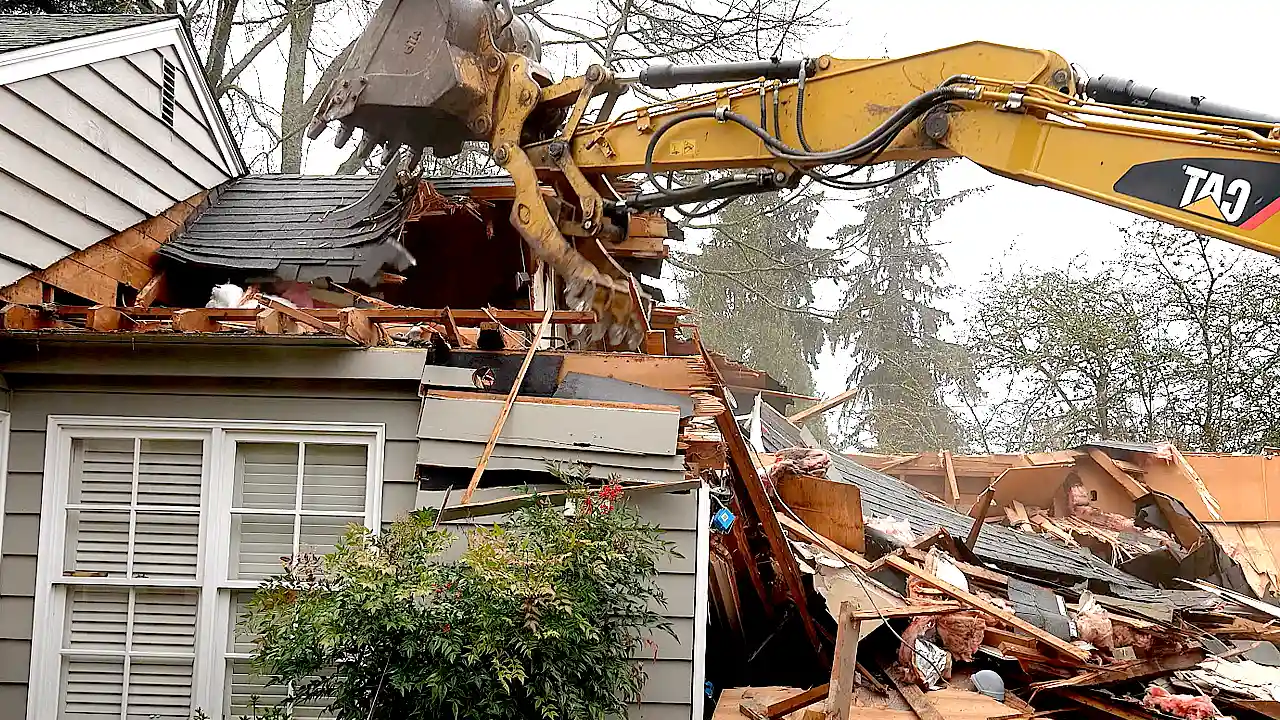 Demolition services for residential and commercial properties in Fairfax, Virginia