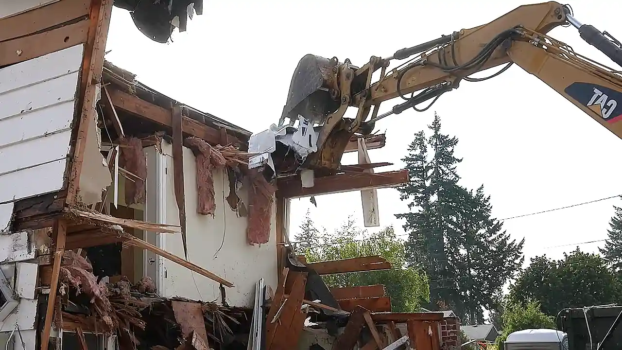 Affordable demolition services for homes and businesses in Hamilton, Virginia